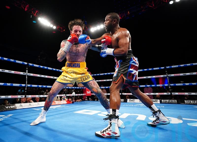 Floyd Mayweather fails to knock out Aaron Chalmers in exhibition bout
