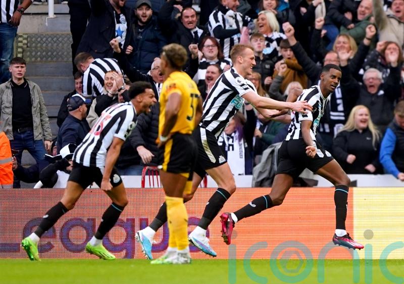 He is capable of great things &ndash; Eddie Howe talks up striker Alexander Isak