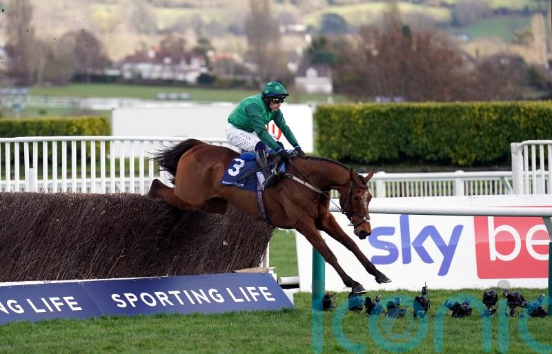 El Fabiolo sees off old rival Jonbon for Arkle glory
