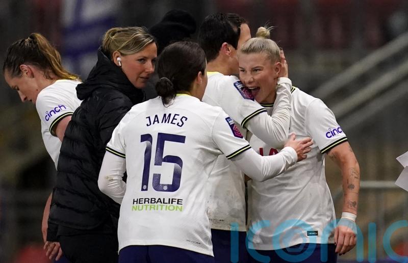 Stunning Bethany England strike earns Tottenham vital victory over Leicester