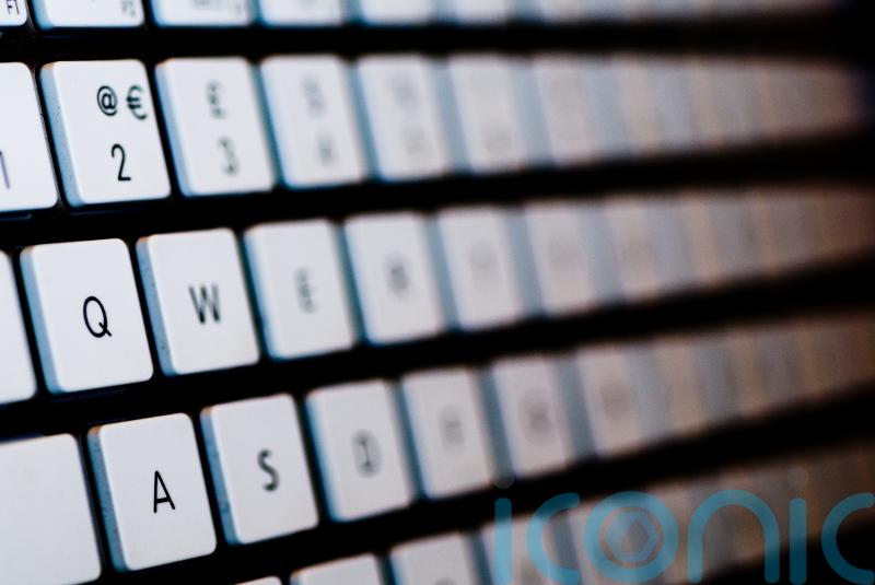 Lack of accredited teachers limiting expansion of computer science, report says