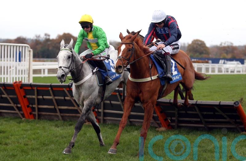 Buzz to be aimed at Flat return, as Henderson rules Aintree out