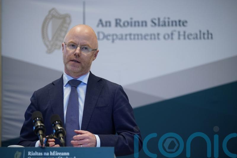 Health Minister says delivery of hospital beds &lsquo;significantly ahead&rsquo; of targets
