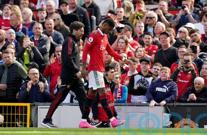 Erik ten Hag facing anxious wait after Marcus Rashford limps off against Everton