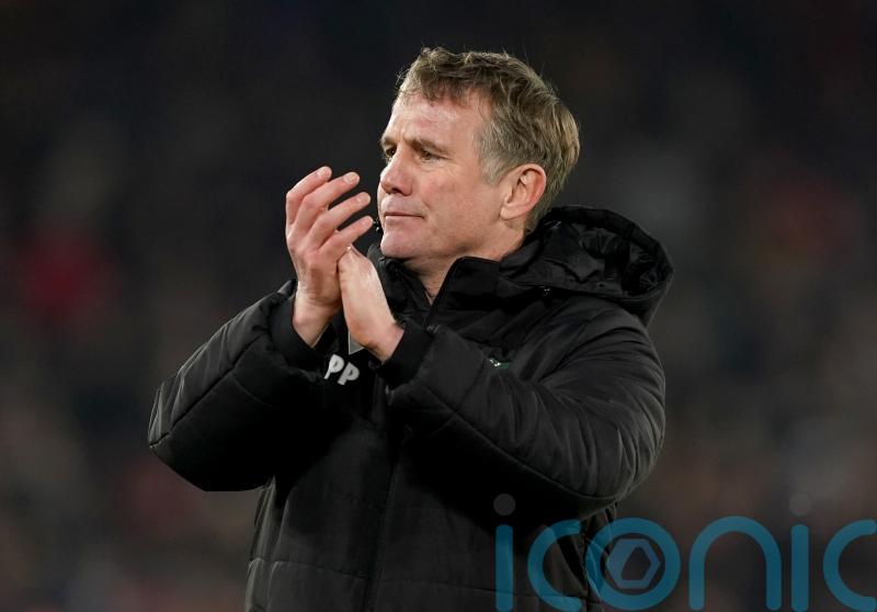 Phil Parkinson out to reward Wrexham fans after &rsquo;15 years of pain&rsquo;