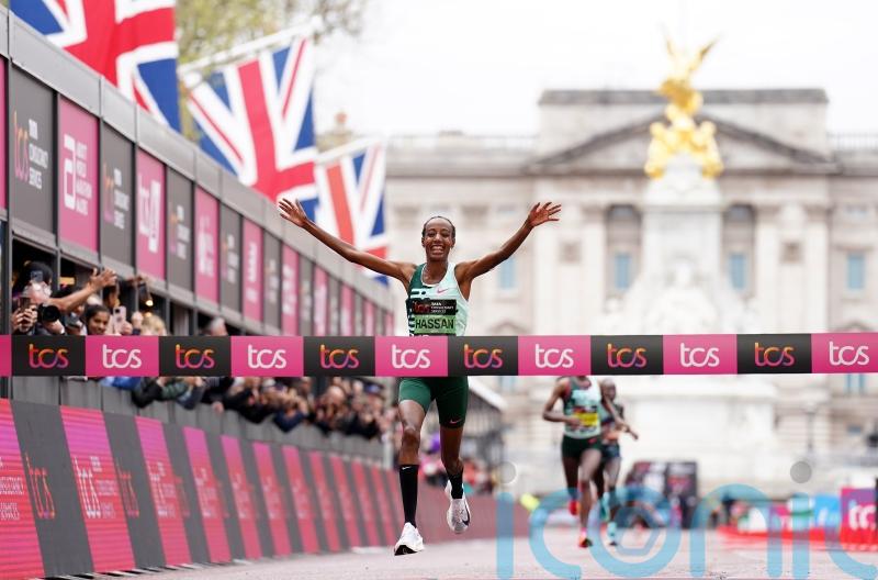 Sifan Hassan pulls off remarkable victory on marathon debut in London