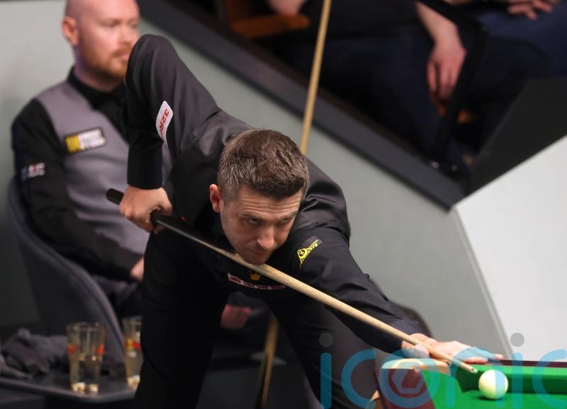 Mark Selby sees off Gary Wilson to reach quarter-finals at the Crucible