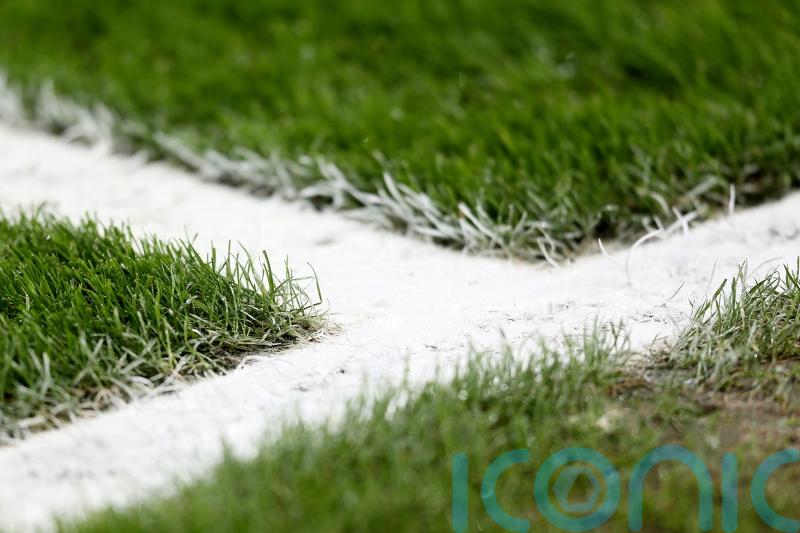 Southend hit back to beat 10-man Wealdstone