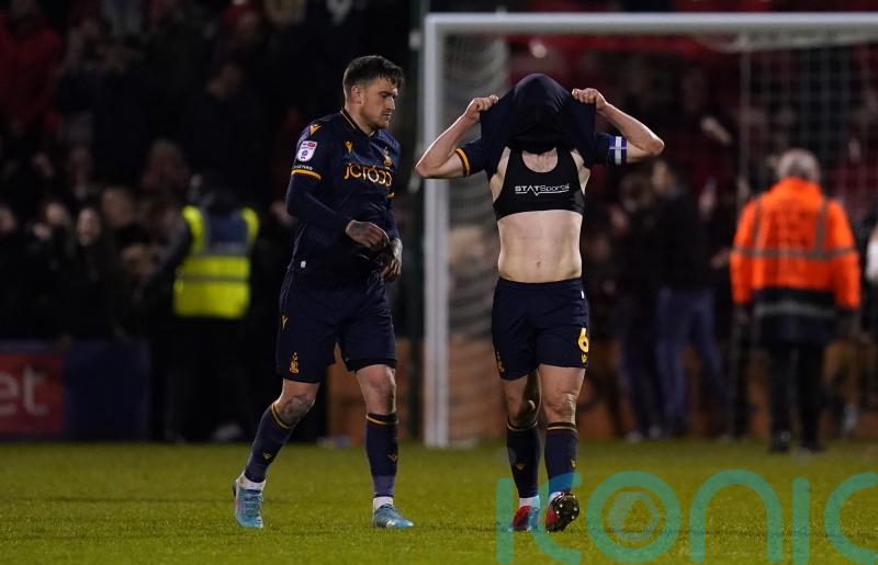 Bradford&rsquo;s automatic promotion hopes ended by defeat at Crewe