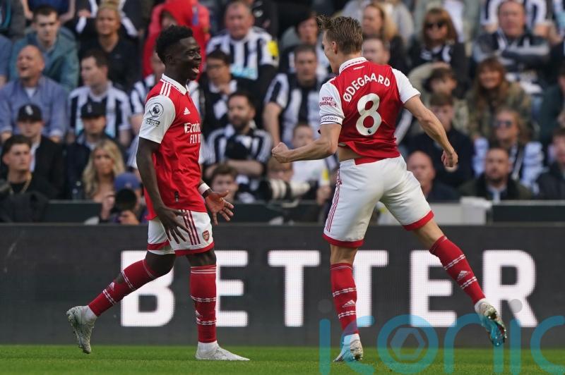 Arsenal keep title bid alive with hard-fought victory at Newcastle