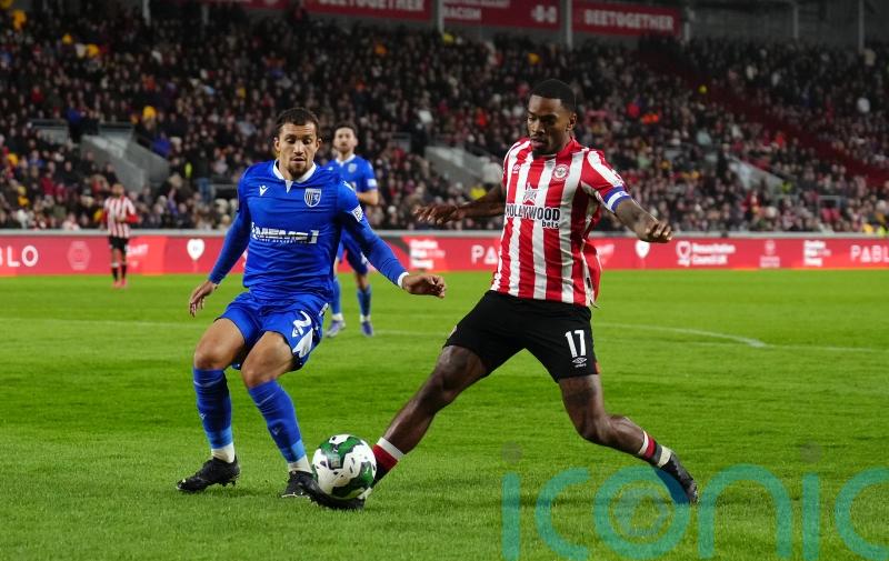 Salford cling on to play-off place despite losing to Gillingham