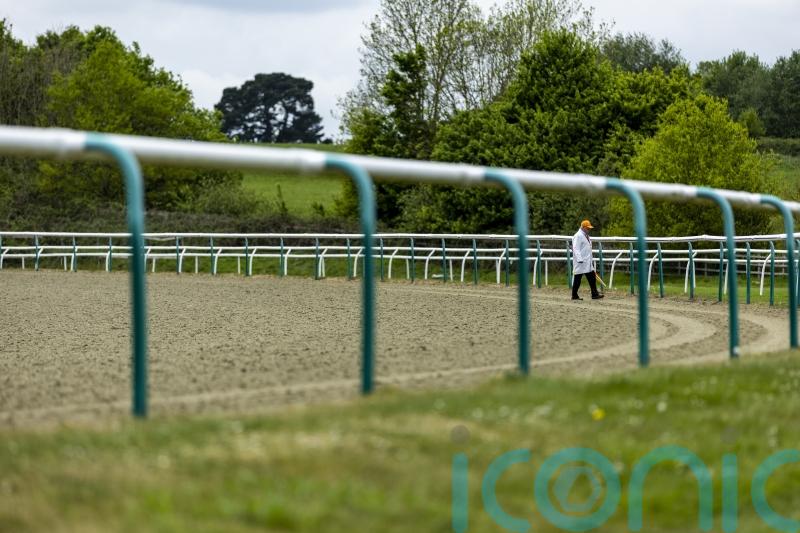 Waterlogging forces all-weather switch for Lingfield&rsquo;s Classic trials