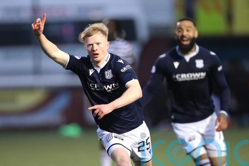 Lyall Cameron commits future to Dundee