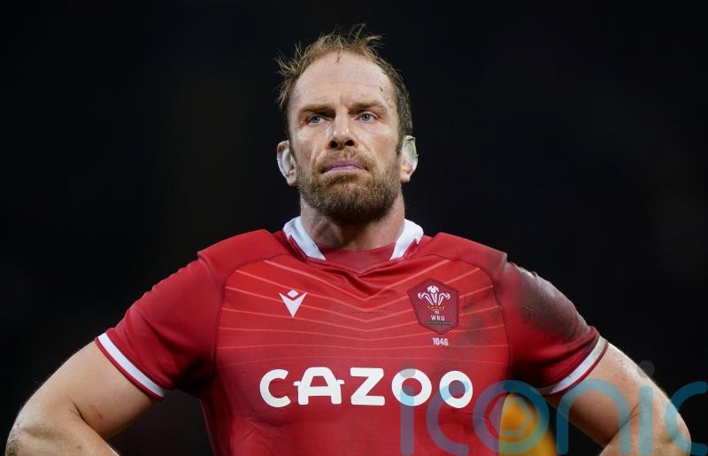 Wales great Alun Wyn Jones announces international retirement