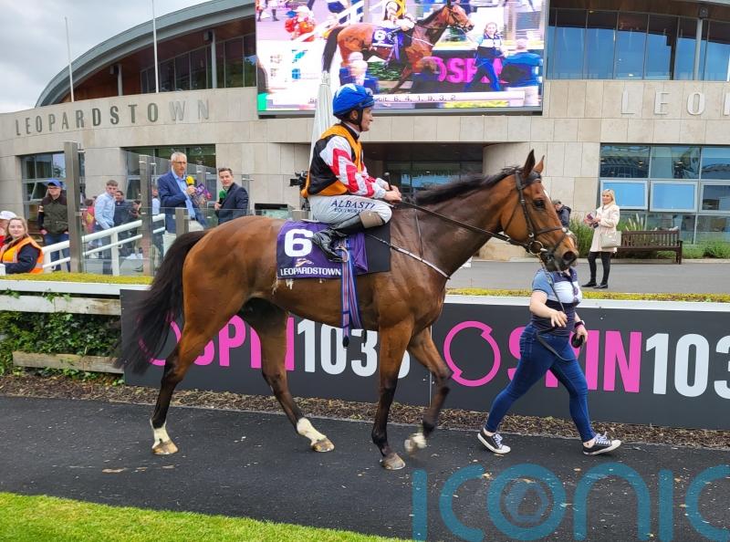 Yashin upsets Emily Dickinson and company in Saval Beg