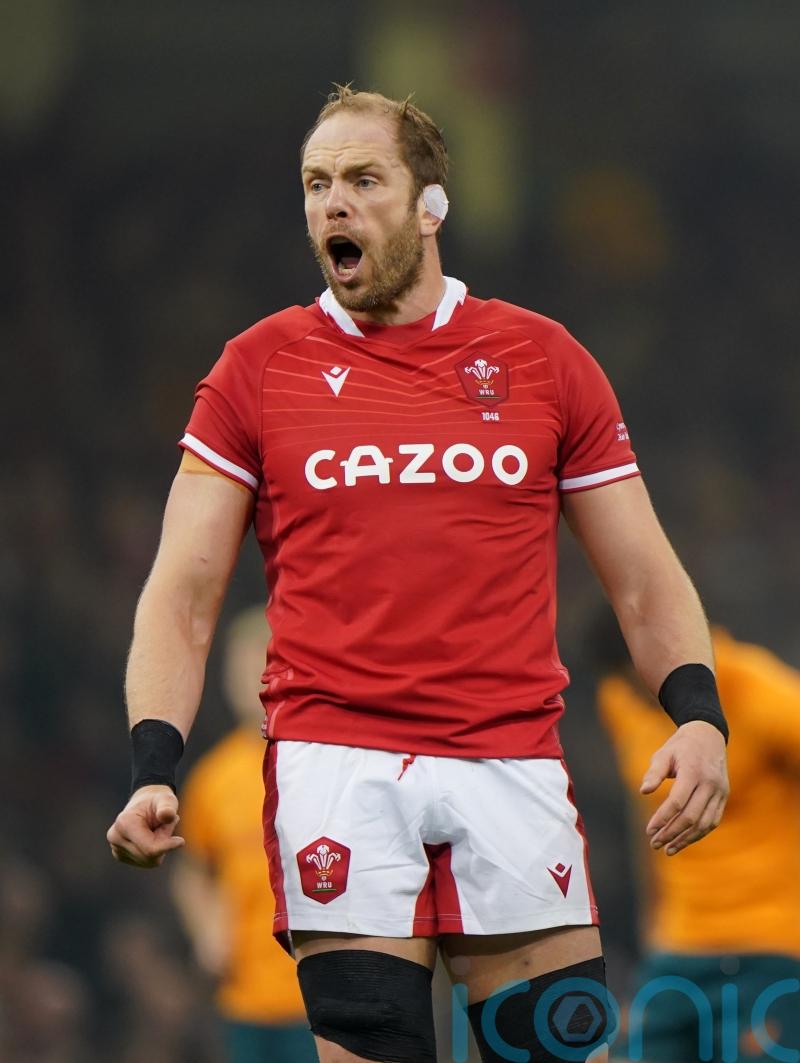Warren Gatland hails &lsquo;incredibly special&rsquo; Alun Wyn Jones after Wales retirement