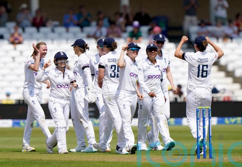 England remove Australia&rsquo;s openers before lunch on opening day of Women&rsquo;s Ashes