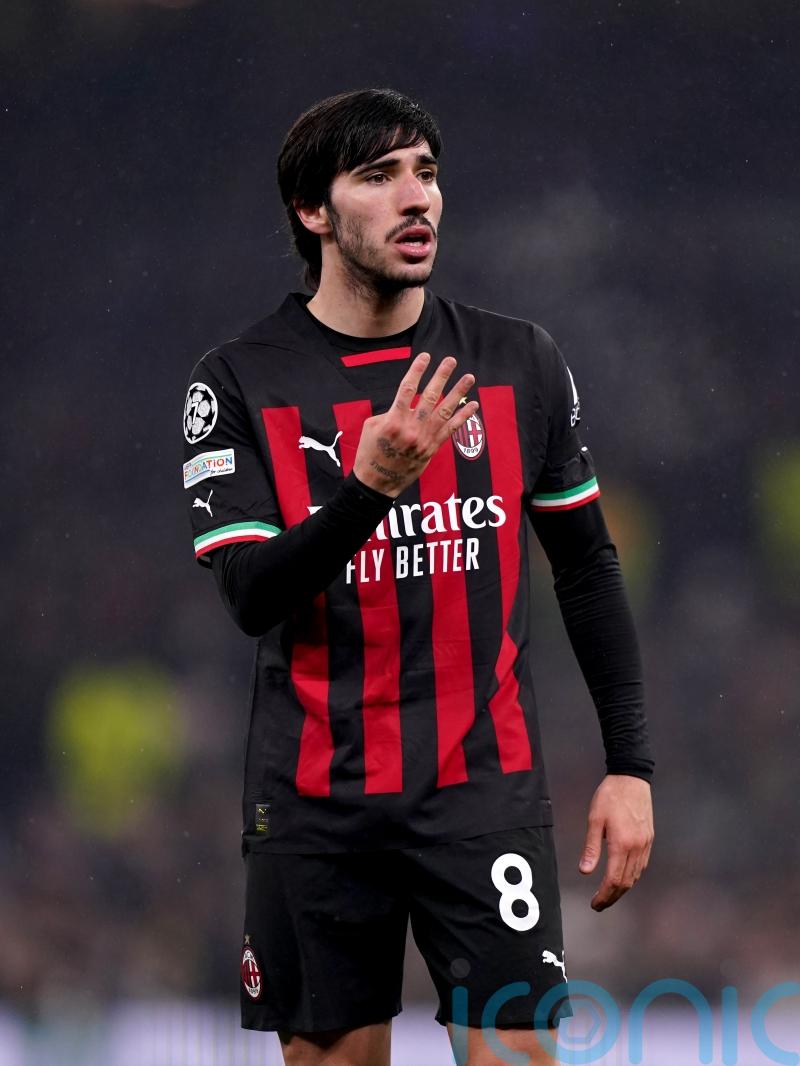 Newcastle hoping to push through club-record deal for AC Milan&rsquo;s Sandro Tonali