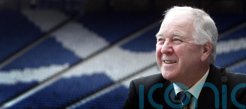 Tributes pour in after former Scotland manager Craig Brown dies aged 82