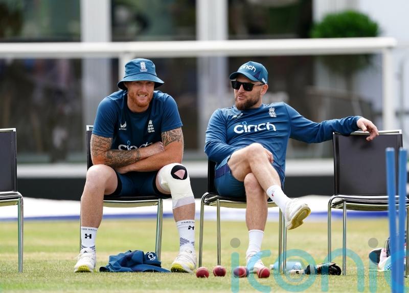 Day one of second Ashes Test &ndash; England out to bounce back