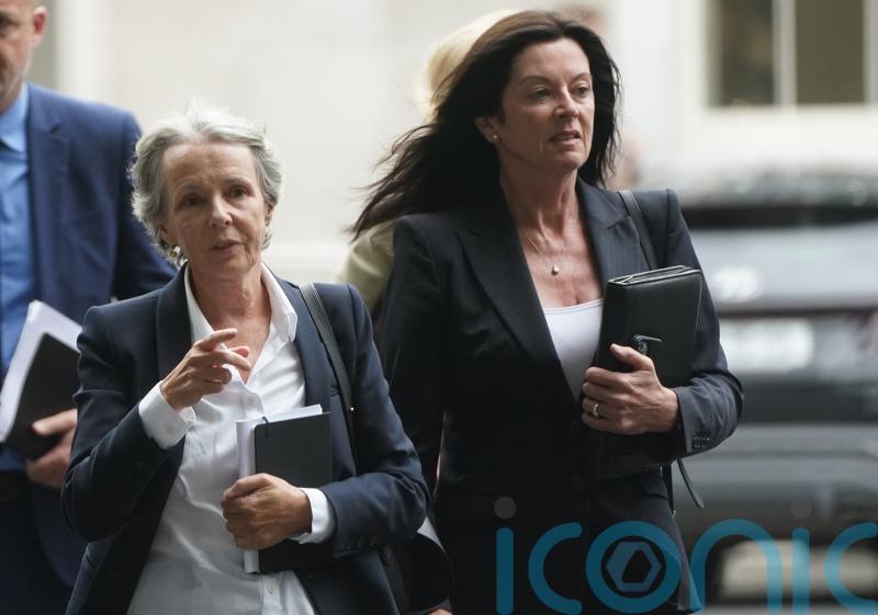 RTE &lsquo;bidding against itself&rsquo; on top earners&rsquo; fees, chairwoman says