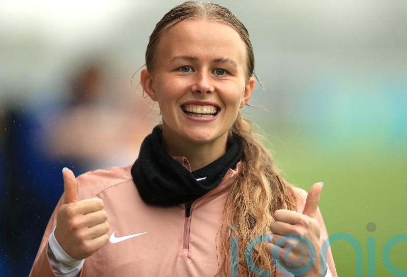 England goalkeeper Hannah Hampton joins Chelsea with sights set on silverware