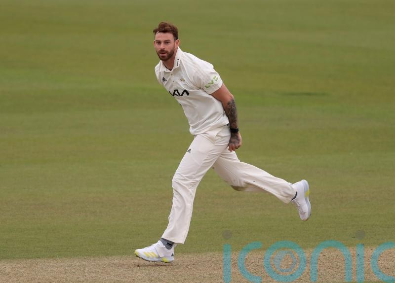 Jordan Clark smashes 107 as Surrey strike back against Nottinghamshire