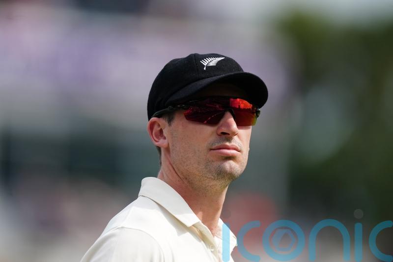 Will Young hits century on Nottinghamshire debut to frustrate leaders Surrey