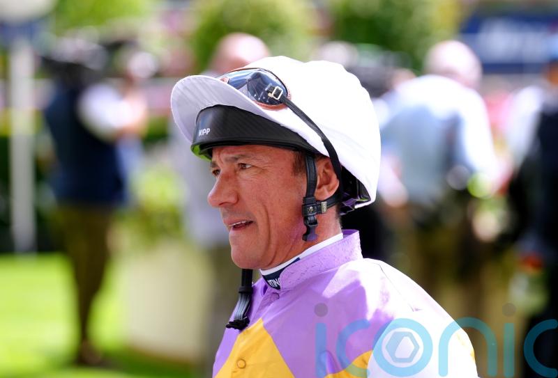 Dettori backing Lezoo to provide perfect return at Newbury