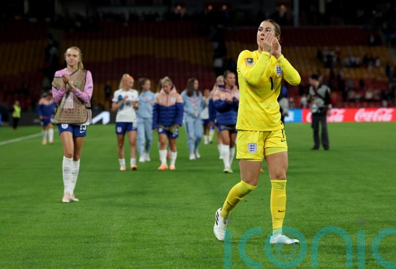 England ratings as Mary Earps and Chloe Kelly stand out in lacklustre opener