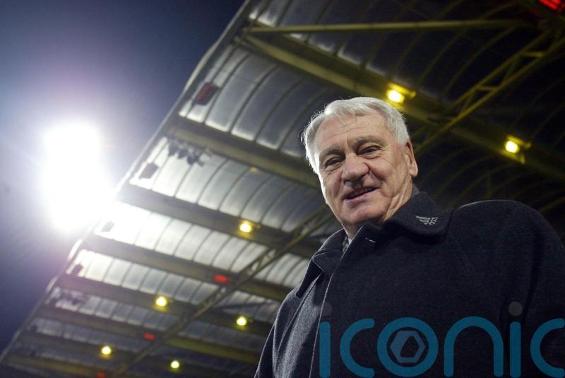 Sir Bobby remembered, England relive Euros triumph  &ndash; Monday&rsquo;s sporting social