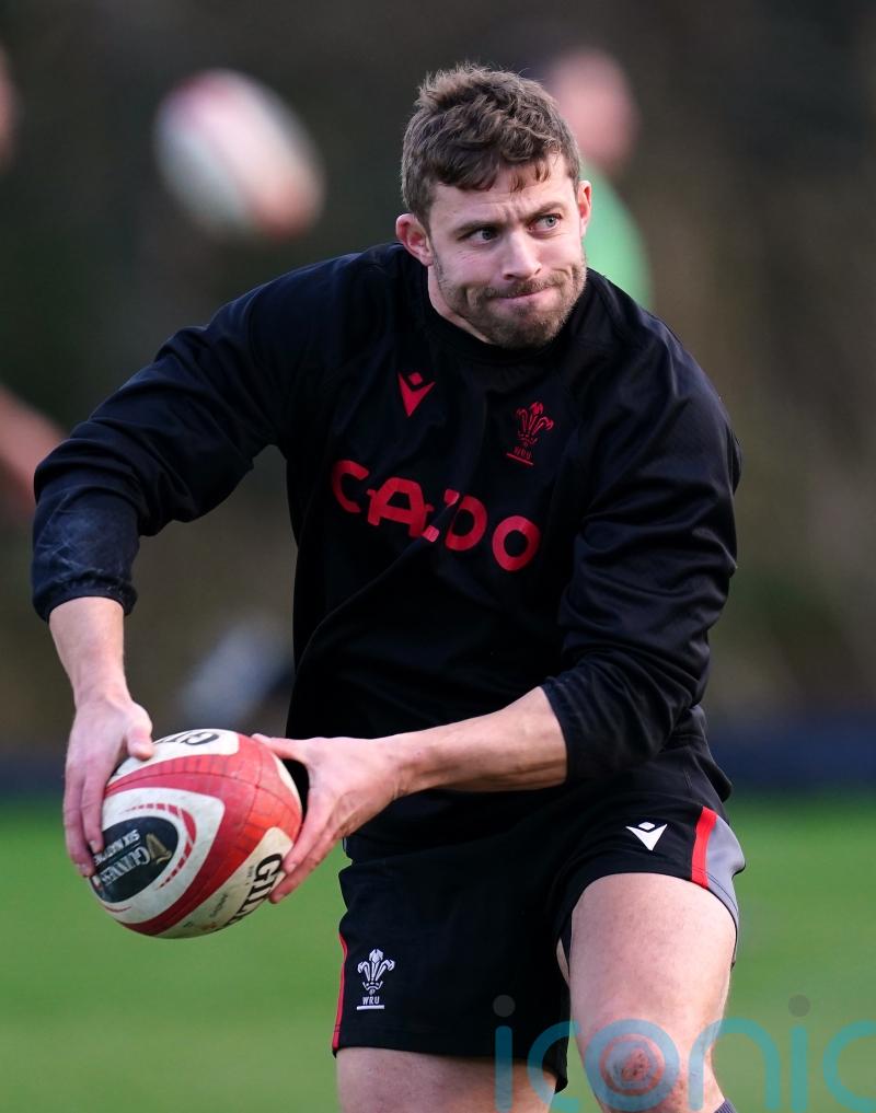 Warren Gatland hails Leigh Halfpenny&rsquo;s professionalism ahead of 100th Wales cap