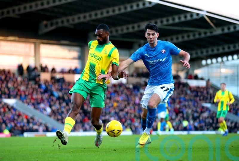 Joe Quigley strikes at the death for Chesterfield against Dorking