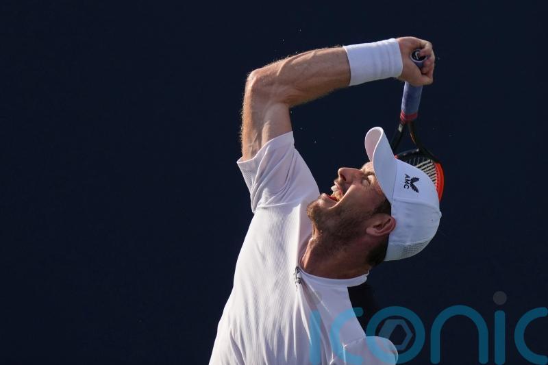 Andy Murray apologises after withdrawing from match against Jannik Sinner