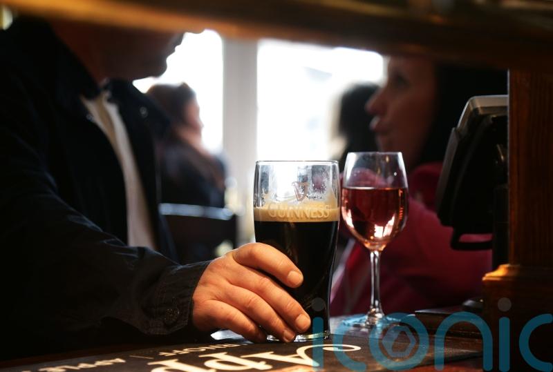 Bars see largest monthly decrease in retail sales