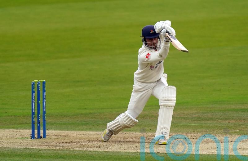 Dane Vilas and Luke Wells put Lancashire in front heading into final day