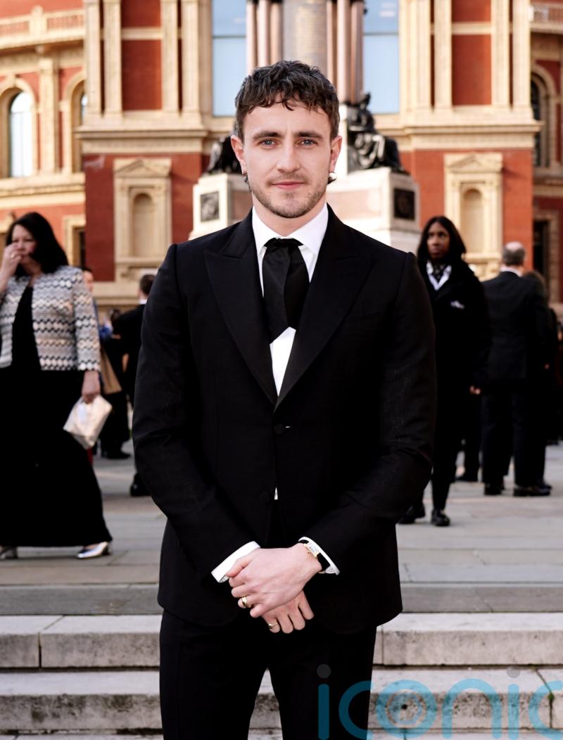 Colin Farrell hails Paul Mescal for &lsquo;indelibly honest&rsquo; acting