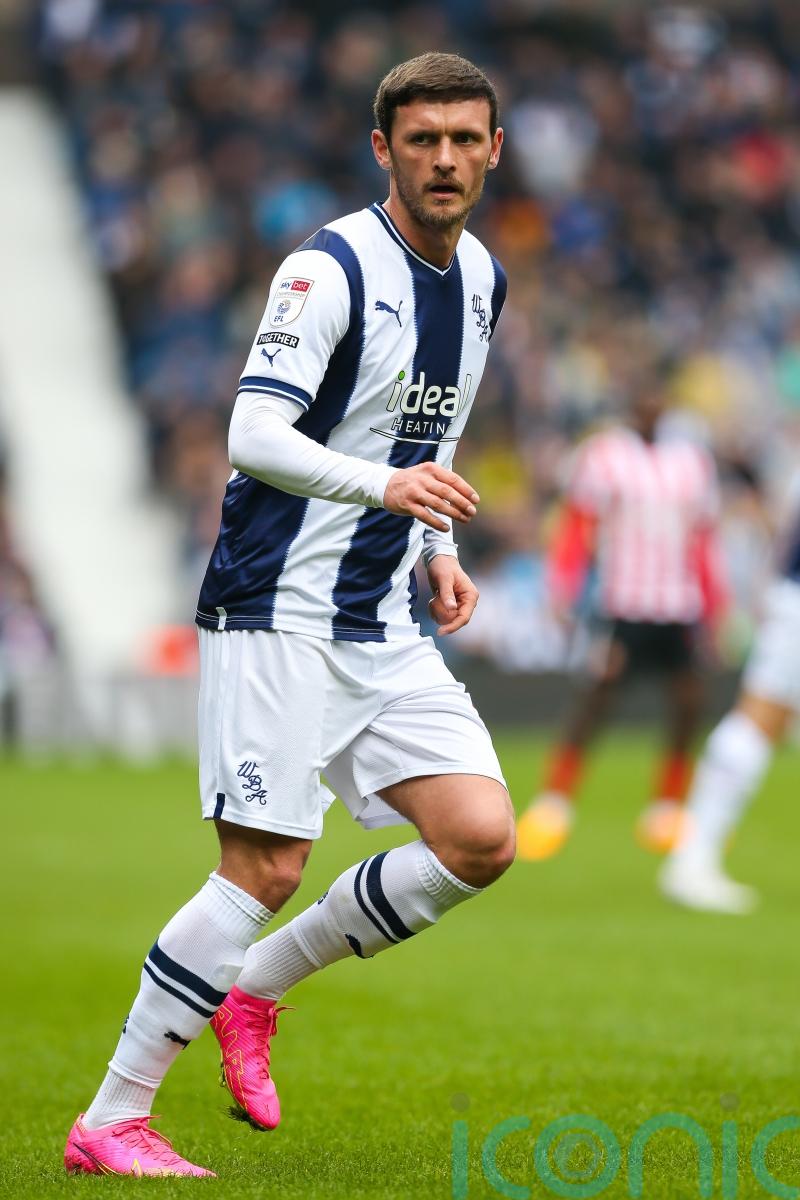 Watford and West Brom share the spoils after explosive start