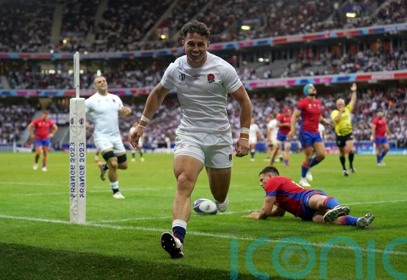 Five-try Henry Arundell has World Cup debut to remember as England crush Chile
