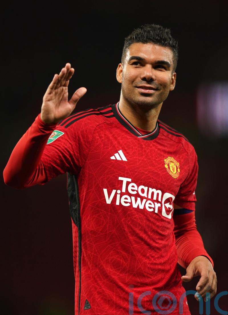 Casemiro stars as Manchester United ease past Crystal Palace