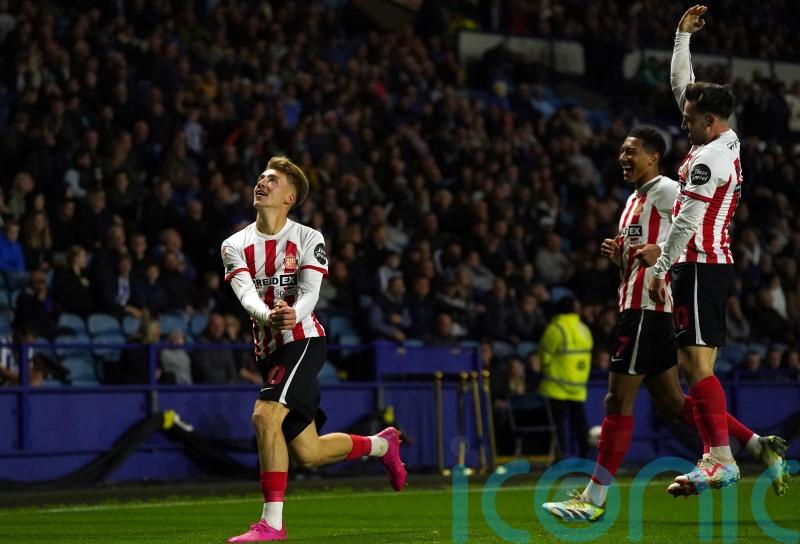 Sheffield Wednesday hit a new low as Sunderland ease to victory at Hillsborough