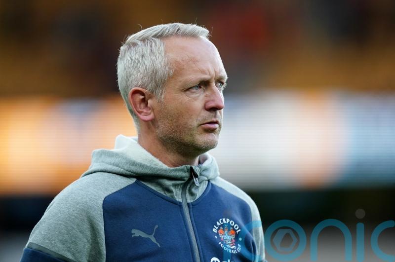 Neil Critchley hails Blackpool&rsquo;s defensive display