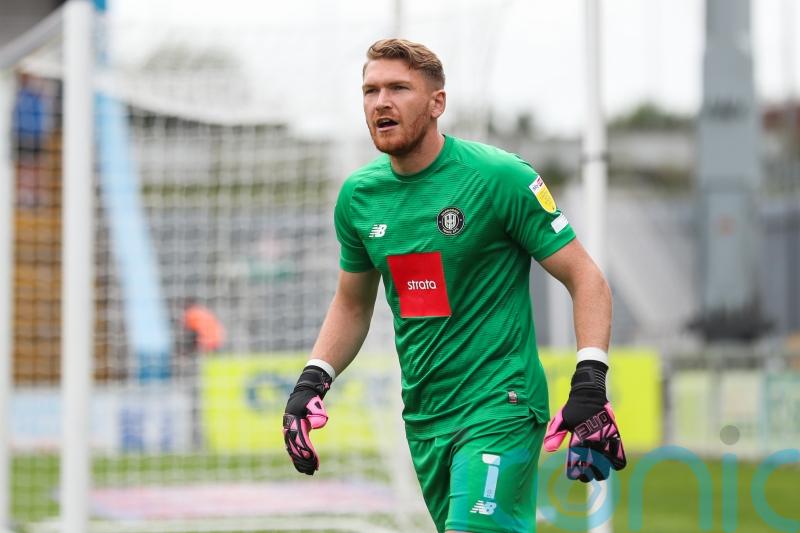 Goalkeeper Mark Oxley inspired us to victory &ndash; Harrogate boss Simon Weaver