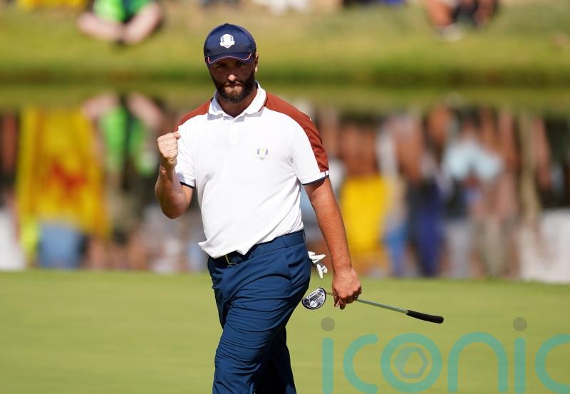 Ryder Cup day three: Europe aim to seal victory with dominant display in singles