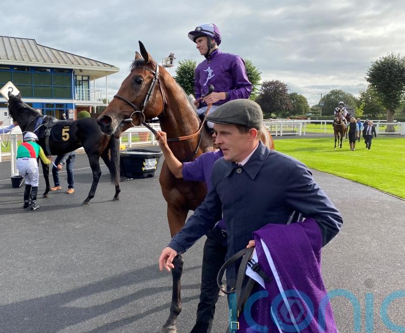 Poniros signals winning start to Beckett and Amo reunion