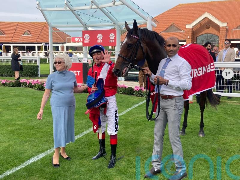 Inspiral gives magical Dettori his 500th career winner at Newmarket