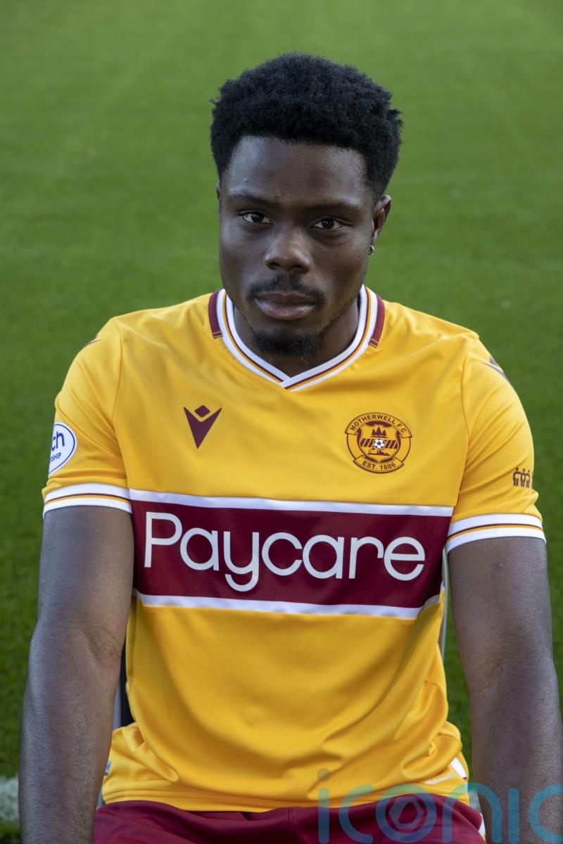 Away win moves Altrincham above opponents Gateshead