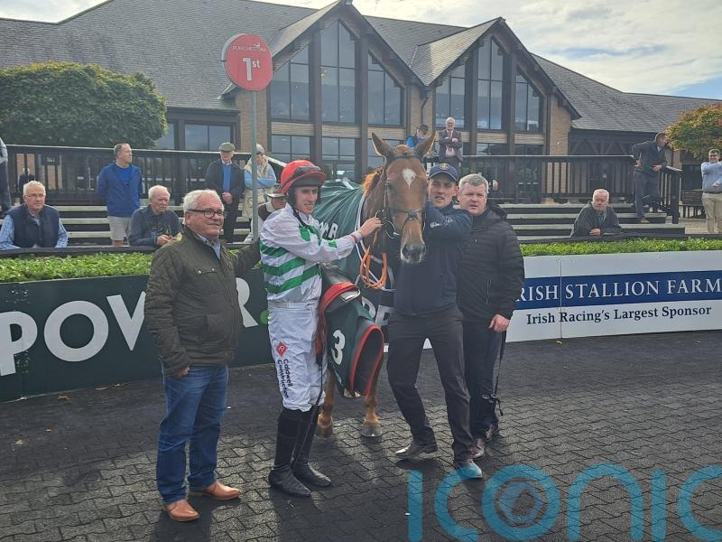 Zanahiyr off the mark at first time of asking