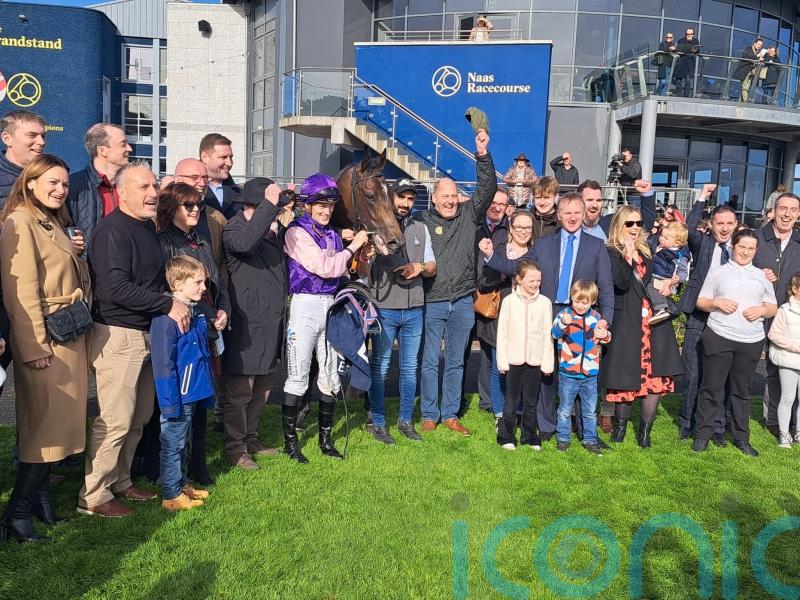 King Cuan rules again at Naas