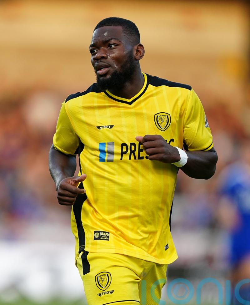 Burton and Leyton Orient share the spoils in game of few chances